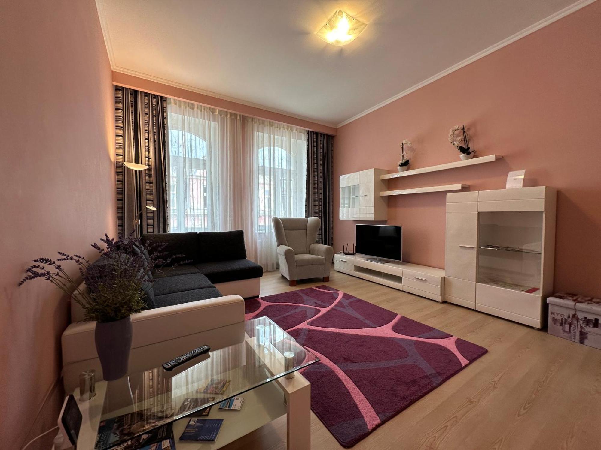 Apartment Zeyerova4 Κάρλοβι Βάρι Εξωτερικό φωτογραφία